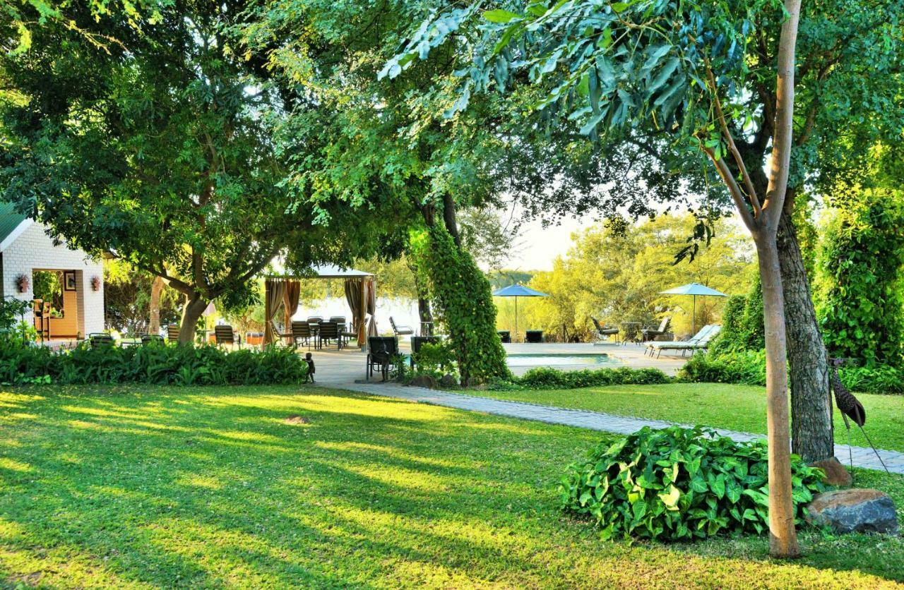 River View Lodge Kasane Extérieur photo